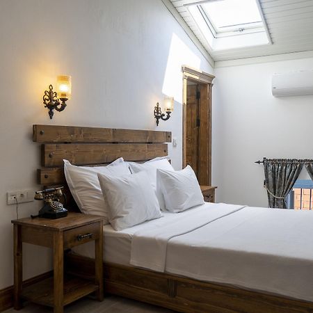 Villa Pietra Butik Otel Айвалык Экстерьер фото