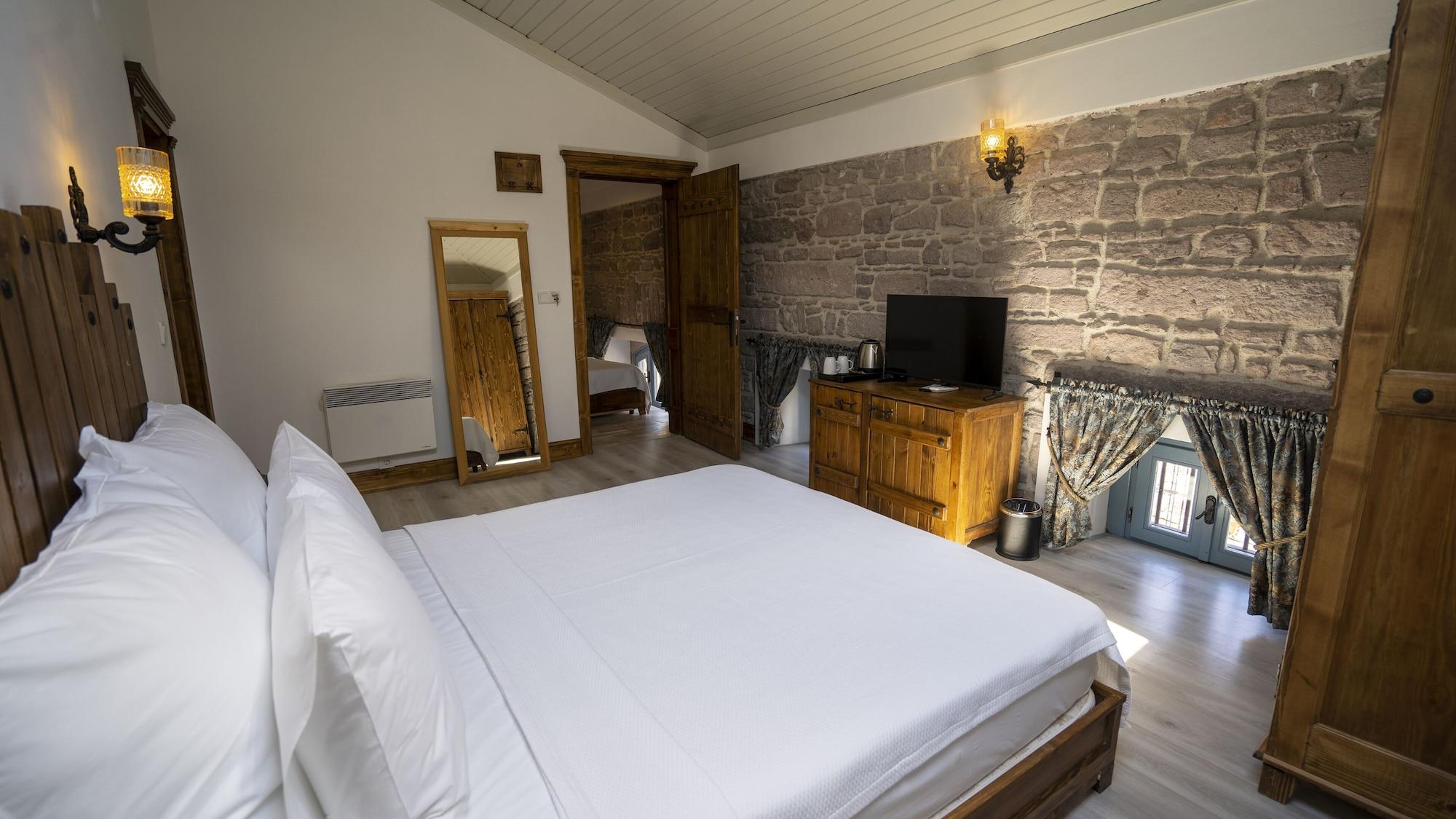 Villa Pietra Butik Otel Айвалык Экстерьер фото