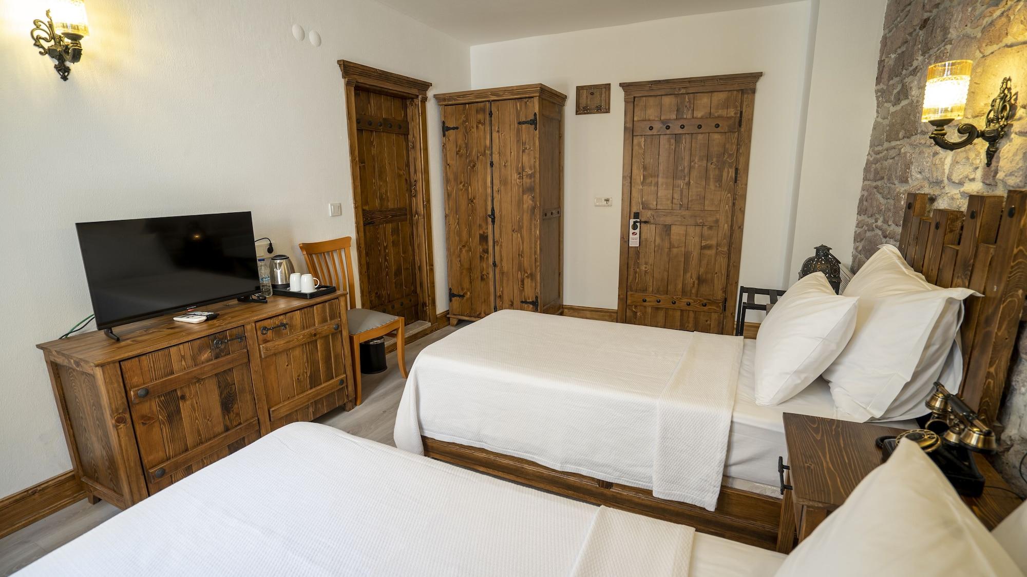 Villa Pietra Butik Otel Айвалык Экстерьер фото